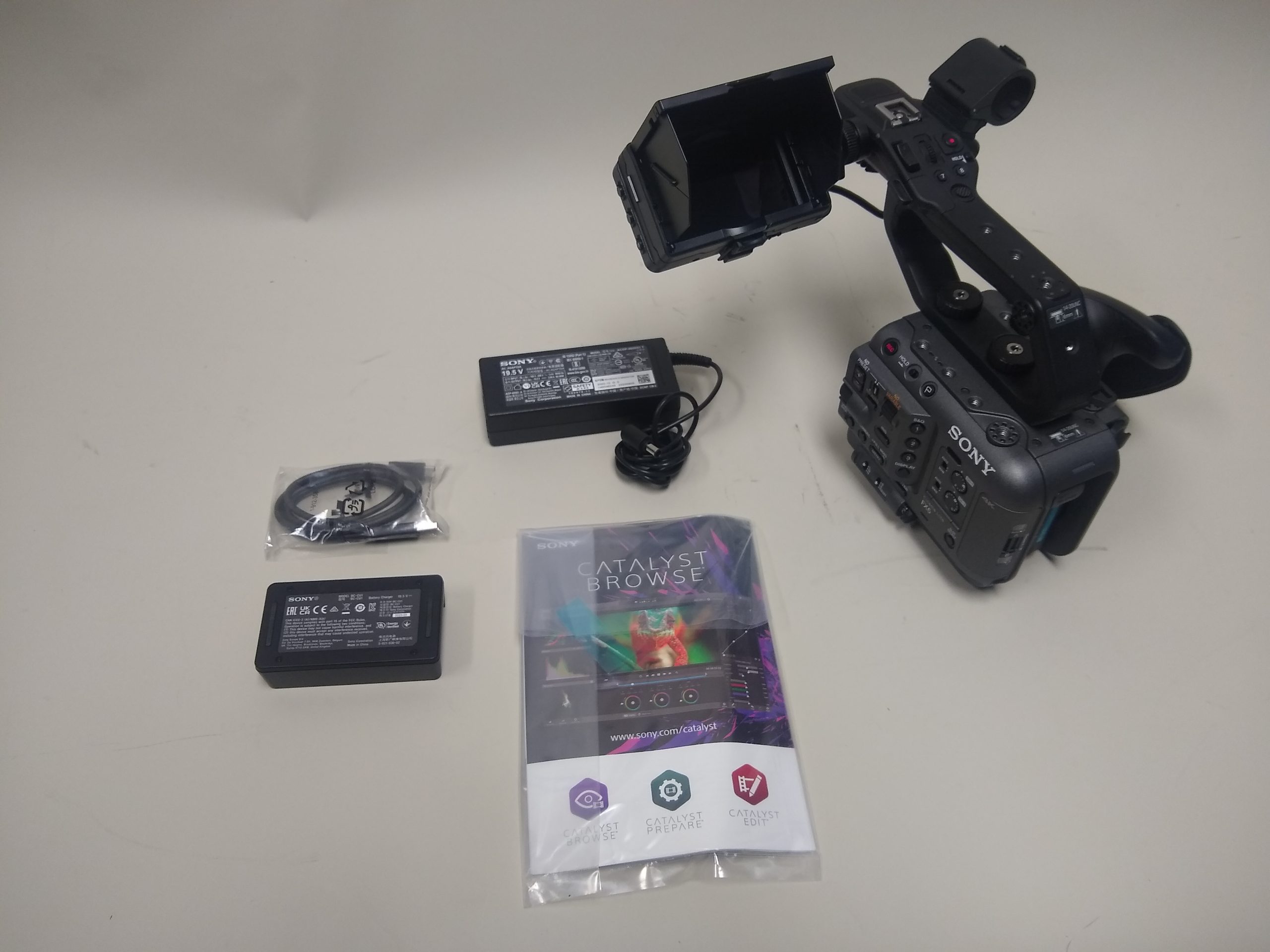 Sony FX6 Full-Frame Cinema Camera (Body Only) - USED